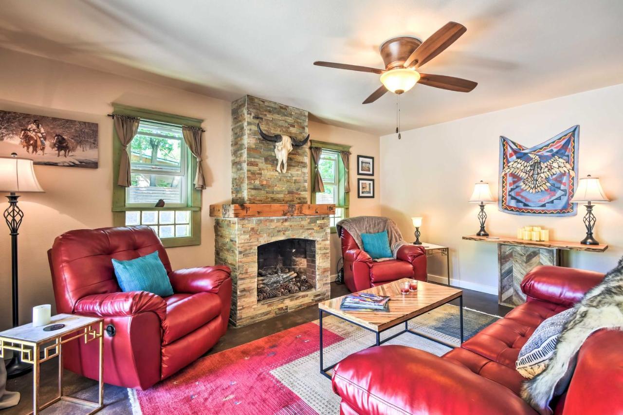 Cozy Home With Media Room Short Walk To Taos Plaza! Exterior foto