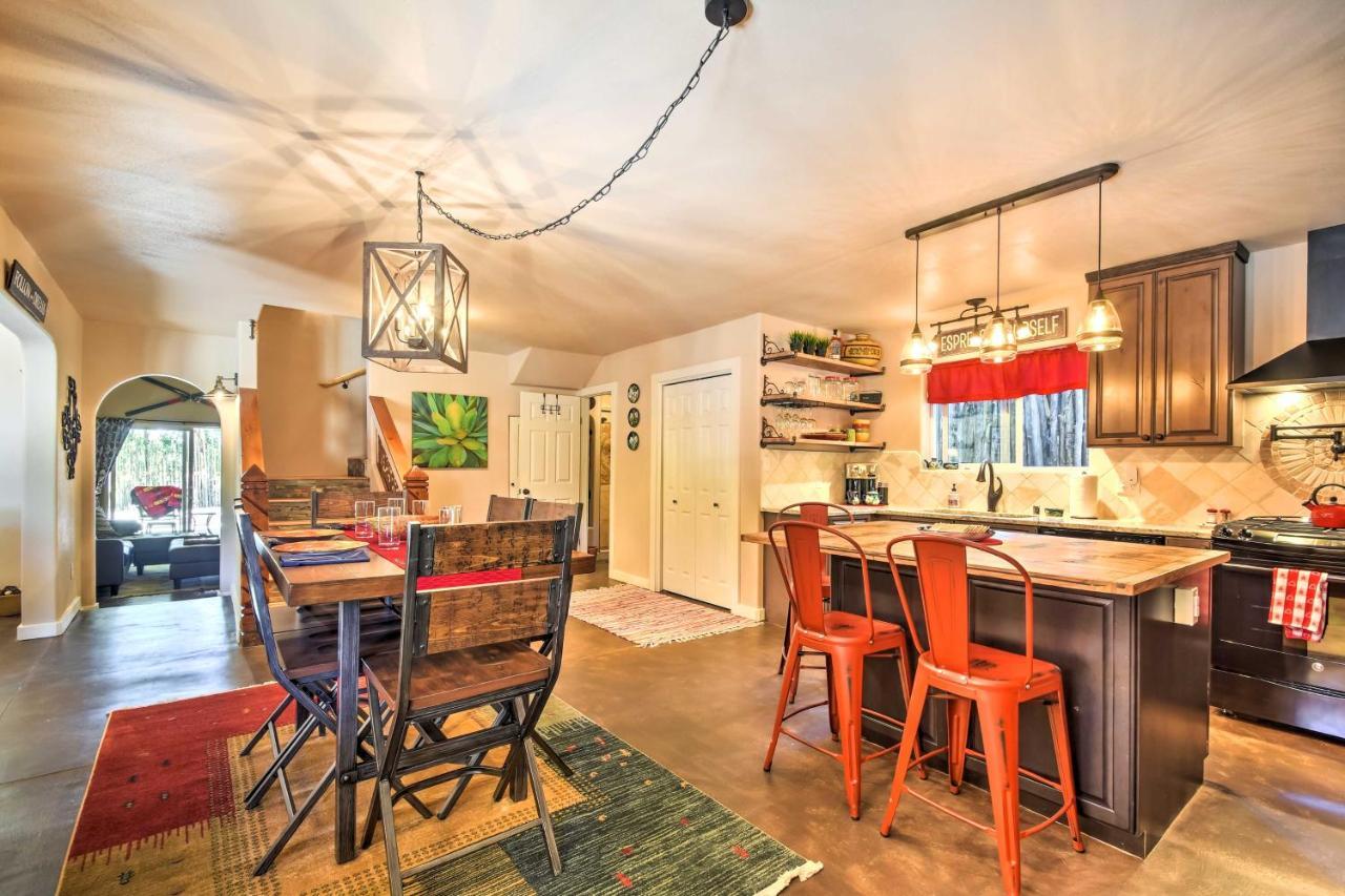 Cozy Home With Media Room Short Walk To Taos Plaza! Exterior foto