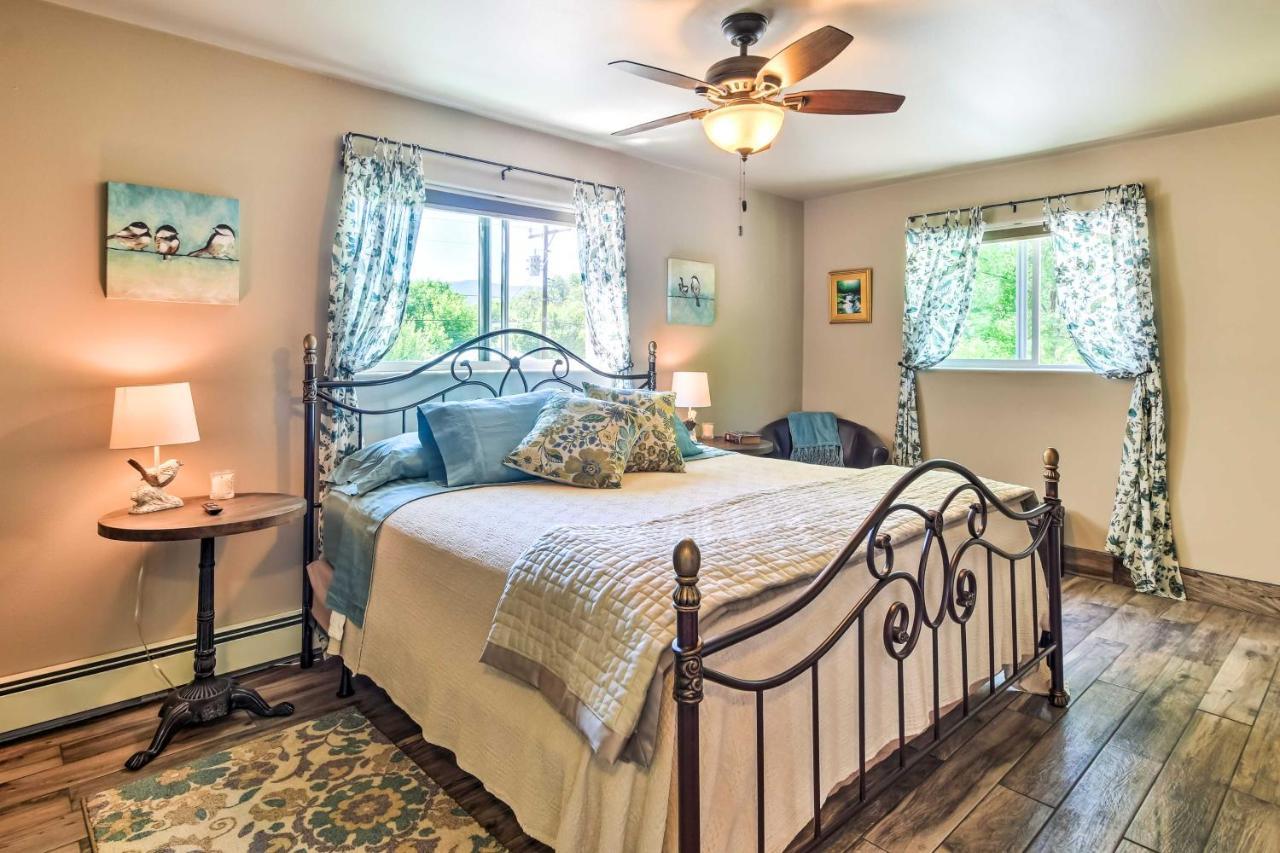 Cozy Home With Media Room Short Walk To Taos Plaza! Exterior foto